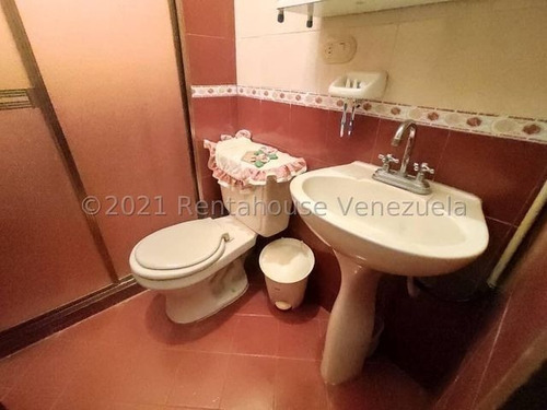 Imagen 5 de 7 de Casa En Av. 3era. Urb. San Jacinto. Maracay Codigo 22-9899 Yinett A.
