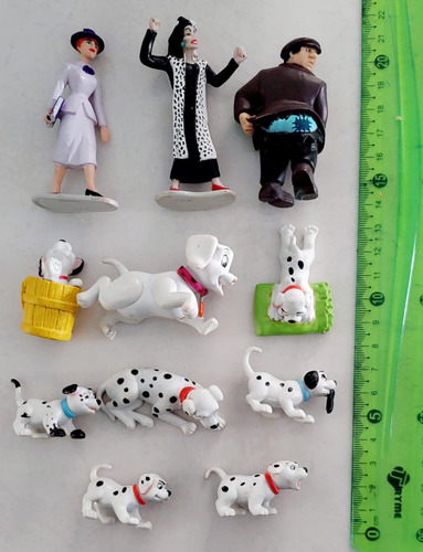 Figuras La Malvada Cruella Y Perritos 101 Dalmatas. C33 (Usado)