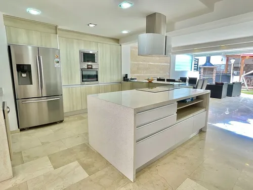 Casa En Venta Oripoto 330 M2