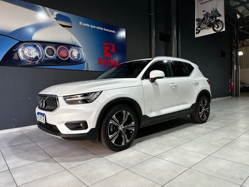 Volvo XC40 2.0t T4 Inscription Awd