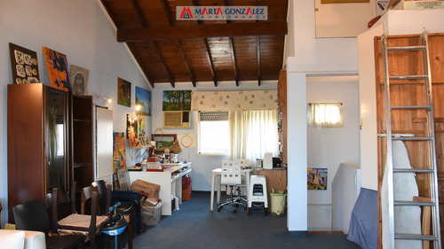 Venta. Triplex. Barrio Guemes