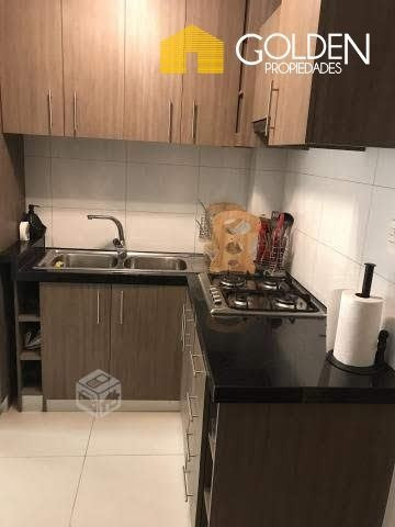 Casa En Venta De 4 Dorm. En Peñalolén