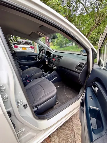Kia Rio 1.2 4 p