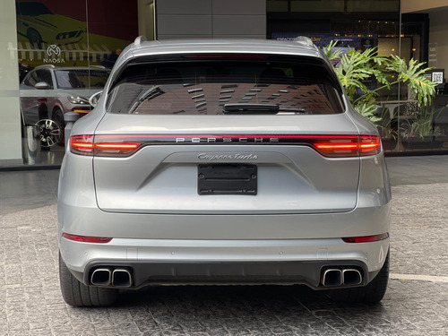 Porsche Cayenne Turbo 550hp 4.0, 6 Cilindros Mod 2020