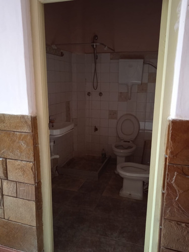 Imagen 7 de 9 de Inmobiliaria Rias Altas Vende Apartamento Interior En Buena Ubicación Apto Para Banco !!!