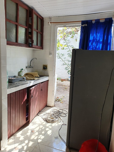 Imagen 7 de 10 de Inmobiliaria Rias Altas Vende Casa A 2 Cuadras De Av. Garzón