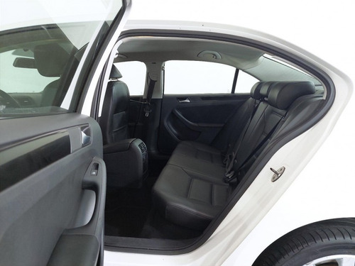 Imagem 11 de 15 de 143580 - Volkswagen Jetta 2014 Com Garantia