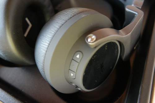 Fone De Ouvido Sem Fio (bluetooth) Akg K845 Nfc By Harmann