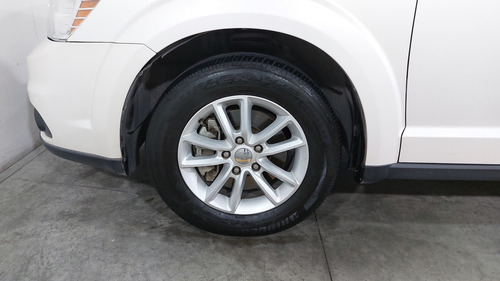Dodge Journey 2.4 SXT+ 7 LUJO