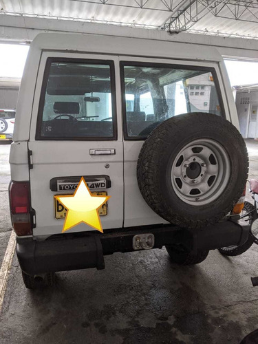 Toyota Land Cruiser Carevaca 4500 Cc