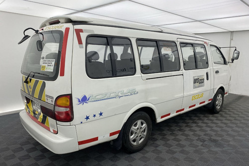 Kia Pregio 3.0 Prgg 8 L 2002