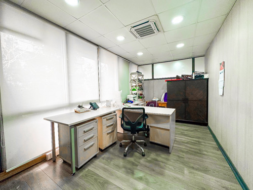 Imagen 10 de 17 de Edificio Con 19 Oficinas, Optimas Condiciones, Bajo Precio