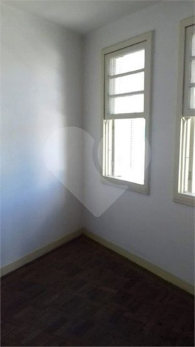 Apartamento De 2 Dormitórios No Petrópolis - 28-im504441