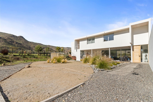 Casa En Venta De 4d/5b Las Brisas