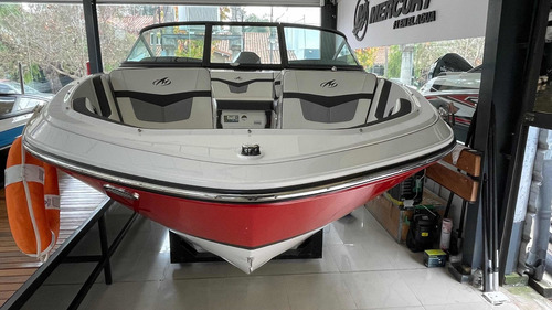 Imagen 3 de 11 de Monterey M205-mercury 225hp-unica En El Pais-2021