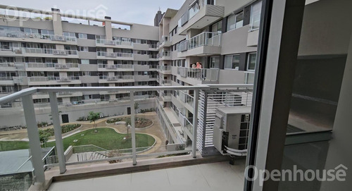 Departamento 2 Ambientes Con Balcon En Alquiler. Complejo Milaires