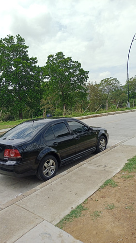 Volkswagen Jetta 2.0 Trendline