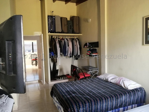 Imagen 11 de 13 de Casa En Venta Los Chaguaramos Maracay 22-10877 Hc