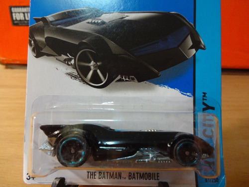 Hot Wheels The Batman Batmobile Hw City ** 61 **