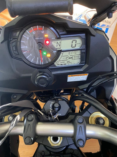 Imagem 8 de 10 de Suzuki Vstrom 1000 2020 Xt Abs 17000 Km