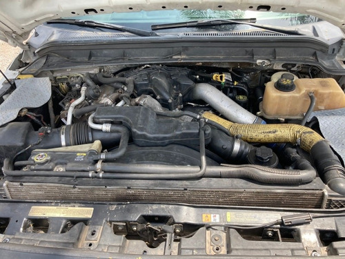 Imagen 9 de 10 de Ford F-450 Turbo Diesel