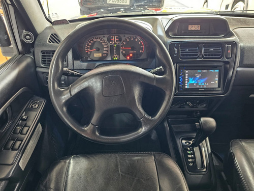 Mitsubishi Pajero TR4 2.0 Flex Aut. 5p