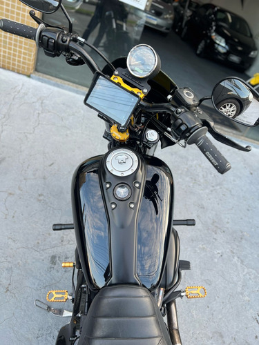Dyna Super Glide Custom