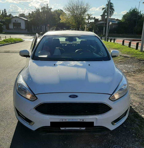 Ford Focus Iii 2.0 Sedan Se Plus Mt 2015