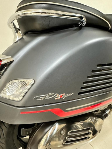 Imagen 3 de 15 de Vespa Super Sport 300 Hpe Automatico Scooter Bbva Tasa 0 %