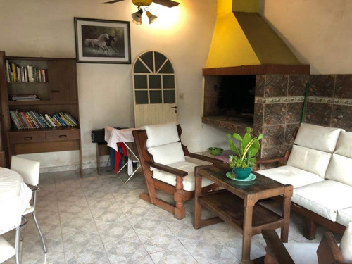 Imagen 13 de 16 de Casa En Venta De 3 Dormitorios En B° Padre Claret