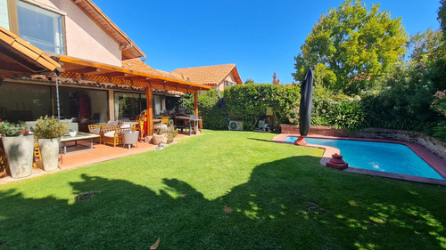 Linda Casa En Condominio