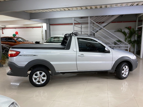 Imagem 6 de 14 de Fiat Strada 1.4 Freedom Flex 2p 2019