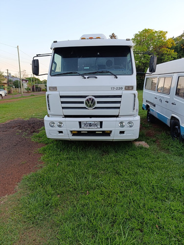 Tractor Cabina Dorm. De Carretera.turbo,bomba Y Motor Nuevo.
