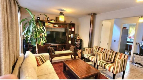 Casa En Venta De 3 Dorm. En Jardines Las Vizcachas