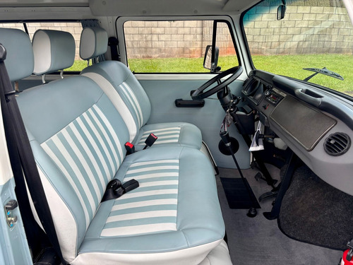 Volkswagen Kombi 1.4 Total Flex 3p
