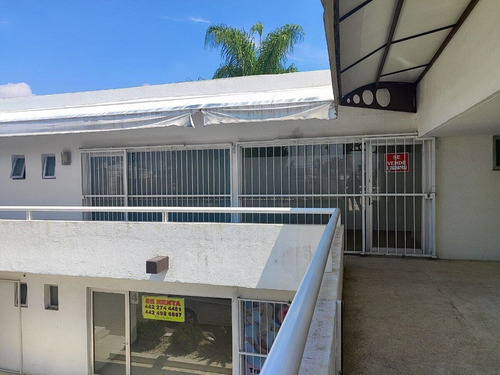 Local Comercial En Venta En Plaza Comercial En Carretera A Tlacote