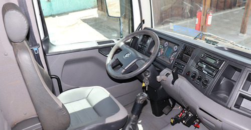 Volkswagen 26.280 - 6x4 Ano 2022 Com Cacamba Facchini 16m3