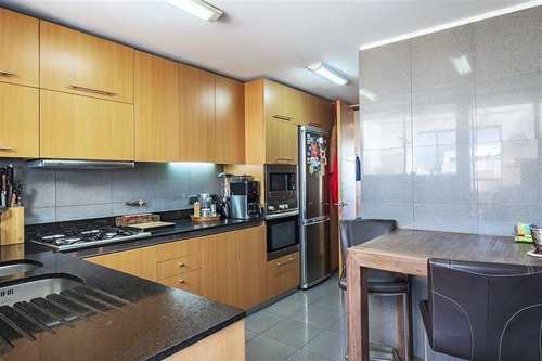 Imagen 18 de 23 de Departamento En Venta De 3 Dormitorios En Vitacura