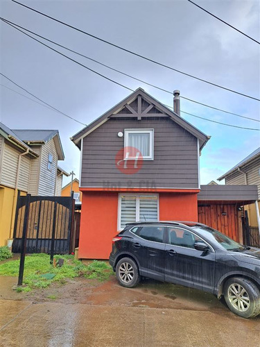 Casa En Venta De 2 Dorm. En Temuco