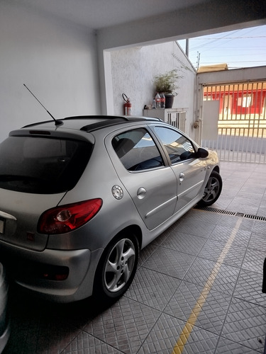 Peugeot 207 1.4 Quiksilver Flex 5p