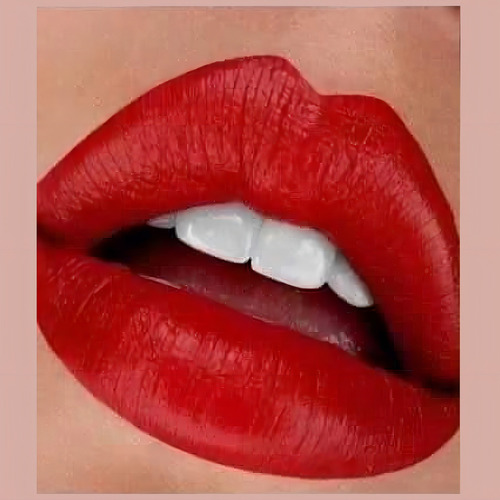 Lapiz Labial Hidratante Con Color Vitamina E Vegano Farmasi Color 06 Brilliant Red