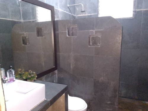 Venta De Posada En Tucacas