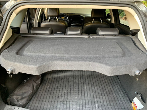 Imagen 9 de 13 de Ford Focus Se Plus 2.0 Mt