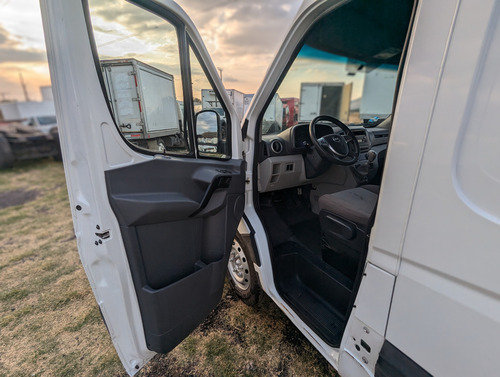JAC Sunray 2.8Td Cargo