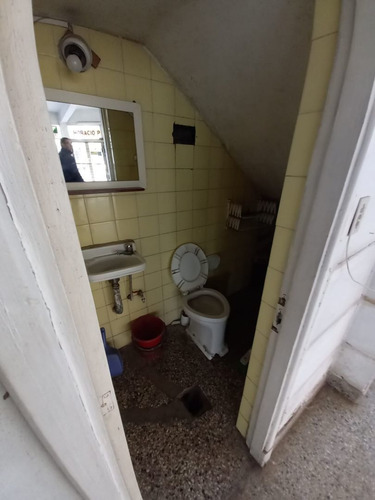 Imagen 7 de 10 de Local En Alquiler En Belén De Escobar