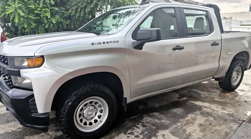 comprar Chevrolet Silverado 4.3 L Doble Cabina 4x4