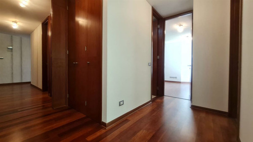 Departamento 4 Dormitorios En Arriendo En Vitacura