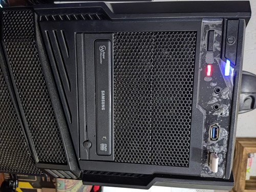 Imagem 8 de 10 de Computador Gamer Com Monitor E Estabilizador