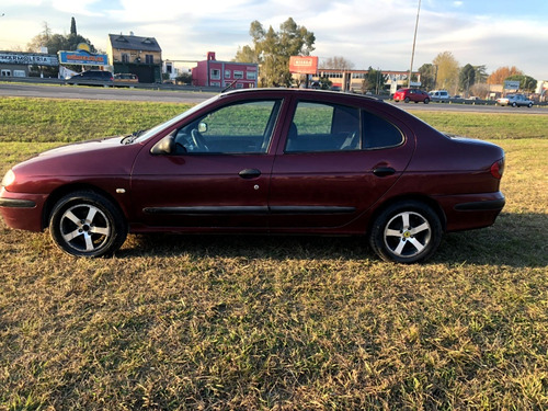 Renault Megane 1.9 I Tric Pack