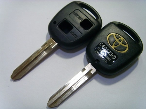 Llave Encendido Toyota Rav4 2 Botones (carcasa)